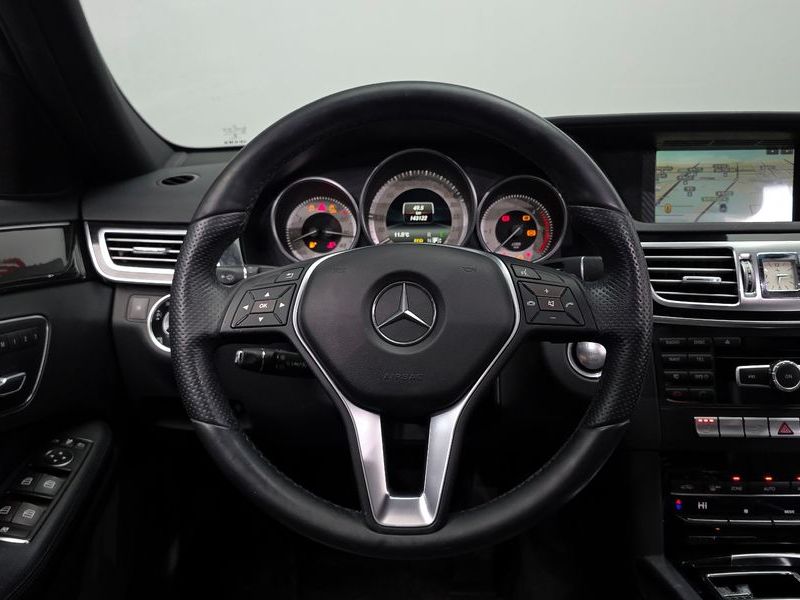 2014 Mercedes-Benz E-Class E220 CDI Avantgarde photo 13