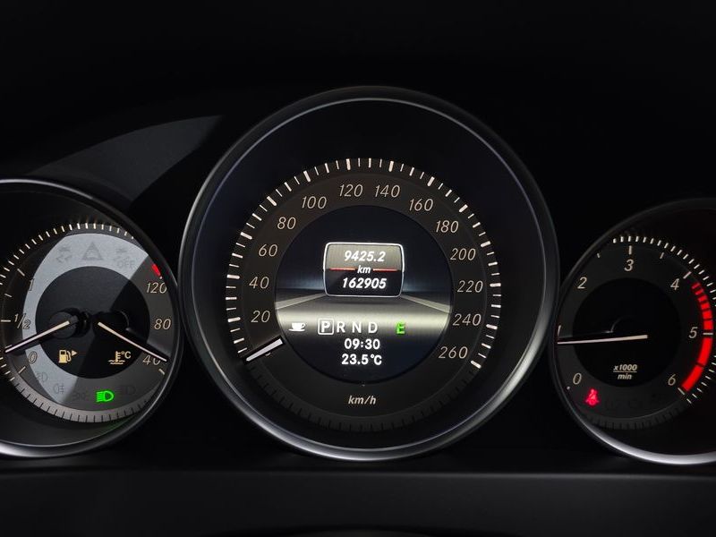 2013 Mercedes-Benz C-Class C220 CDI AVANTGARDE photo 8