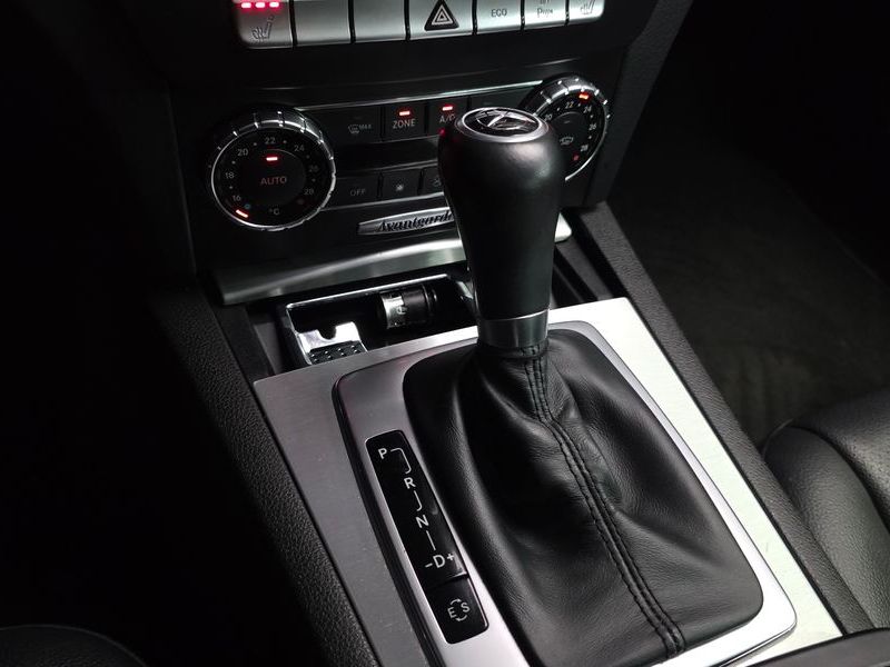 2013 Mercedes-Benz C-Class C220 CDI AVANTGARDE photo 9