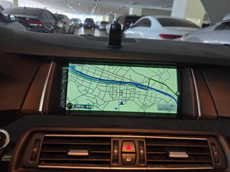 2014 BMW 5 Series 528i photo 12