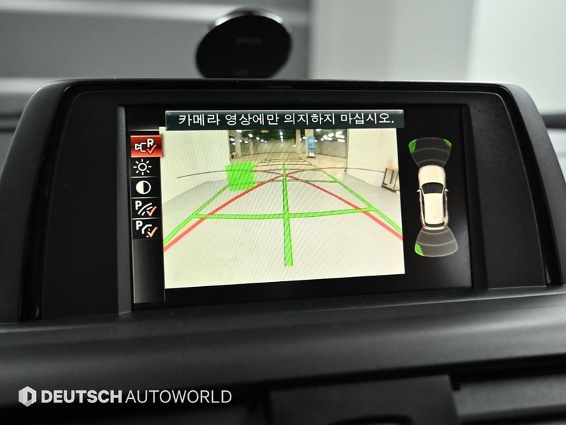 2015 BMW 1 Series 118d Sport 5Door photo 15