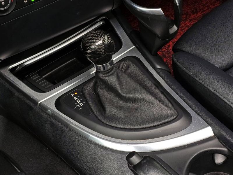 2012 BMW 1 Series 120d Coupe Sport photo 9