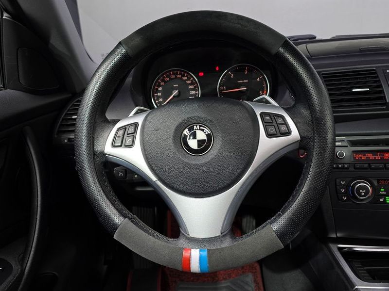 2012 BMW 1 Series 120d Coupe Sport photo 13