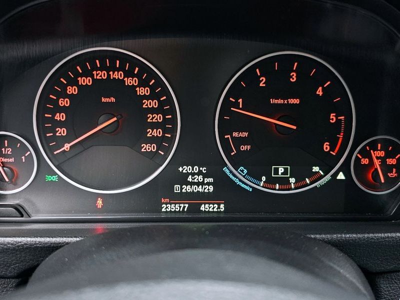 2014 BMW 3 Series GT 320d photo 8
