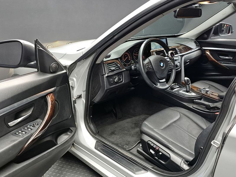 2014 BMW 3 Series GT 320d photo 10