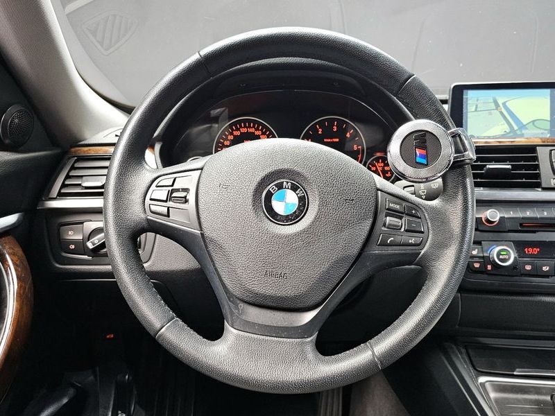 2014 BMW 3 Series GT 320d photo 12