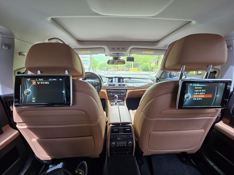 2015 BMW 7 Series 730Ld photo 7