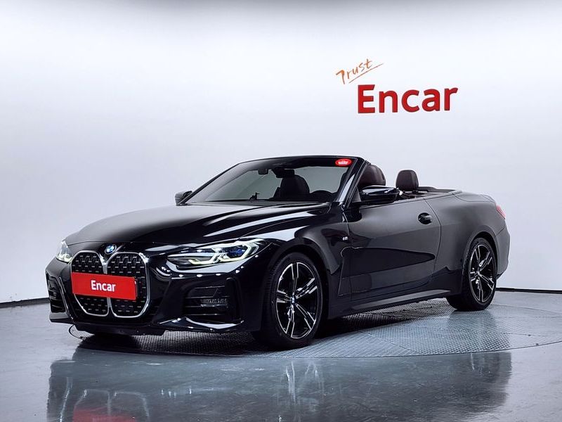 2022 BMW 4 Series 420i M Sport Convertible photo 1