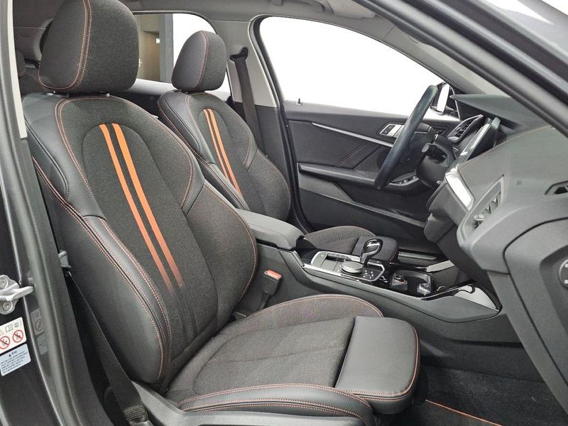 2020 BMW 1 Series 118d Sport photo 18