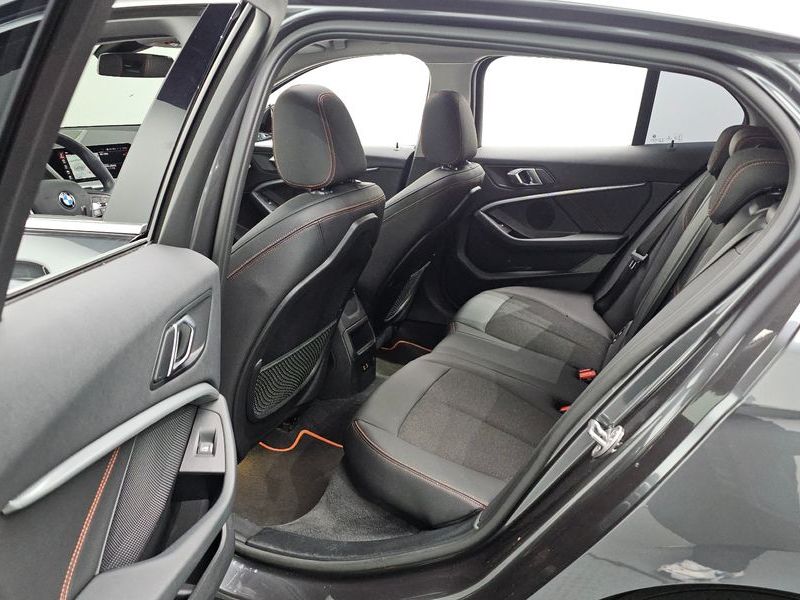 2020 BMW 1 Series 118d Sport photo 19