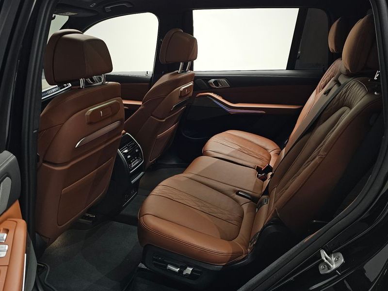 2024 BMW X7 xDrive 40d Design Pure Excellence 7-Seater photo 12