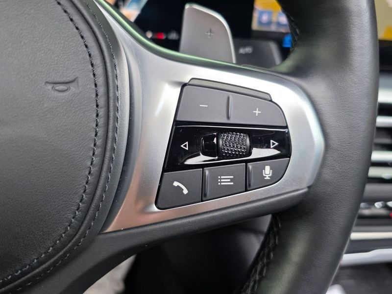 2024 BMW 4 Series 420i M Sport Convertible photo 30