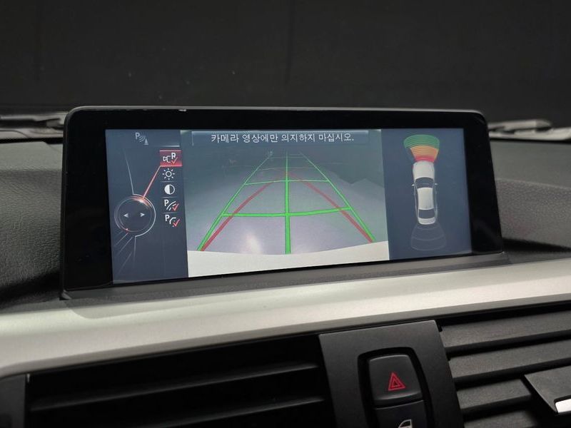 2015 BMW 3 Series 320d ED Edition photo 15