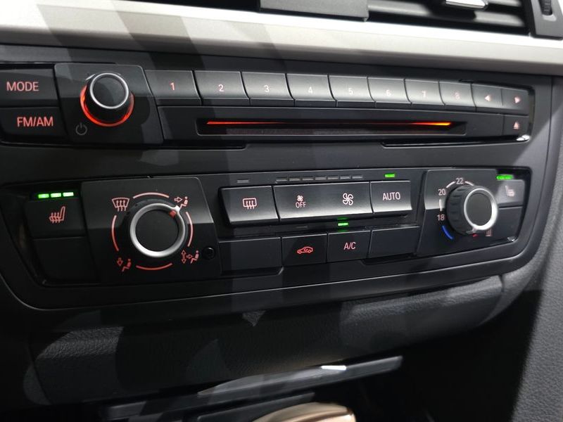 2015 BMW 3 Series 320d ED Edition photo 16