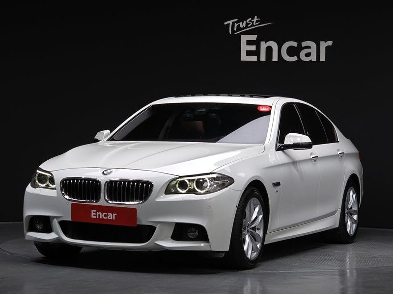 2016 BMW 5 Series 528i M Aero Dynamic photo 1