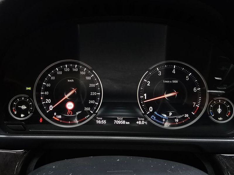 2016 BMW 5 Series 528i M Aero Dynamic photo 8
