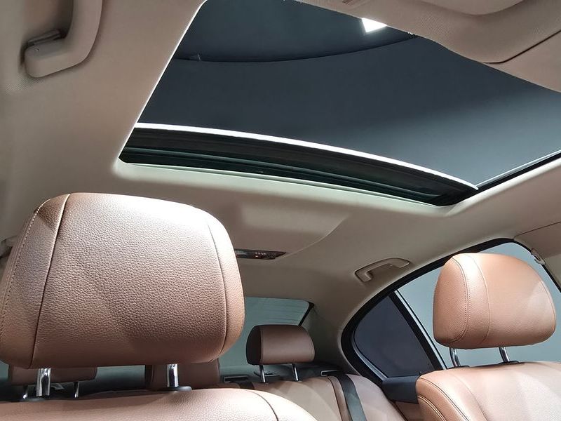 2016 BMW 5 Series 528i M Aero Dynamic photo 19