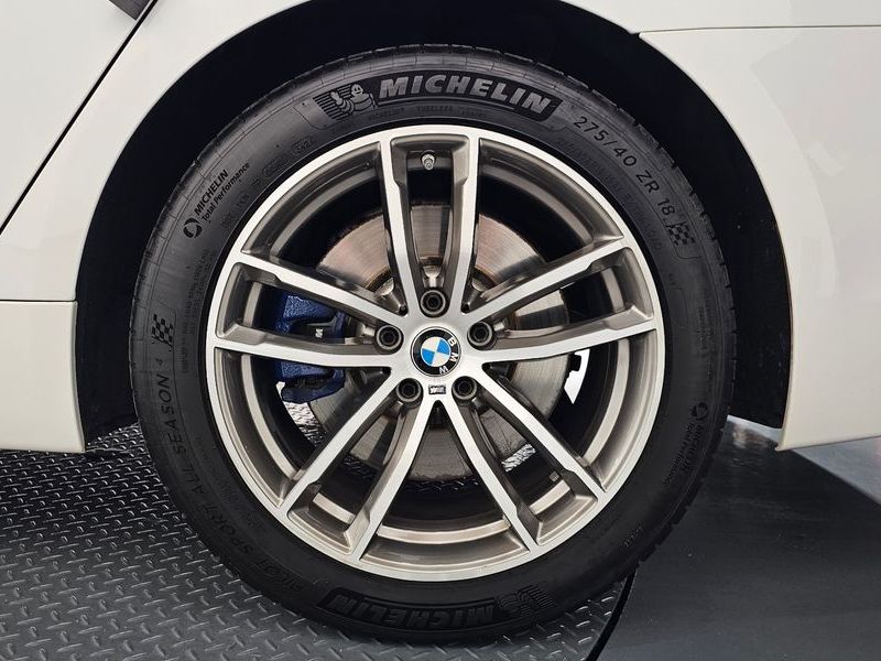 2017 BMW 5 Series 530i xDrive M Sport Package Plus photo 21