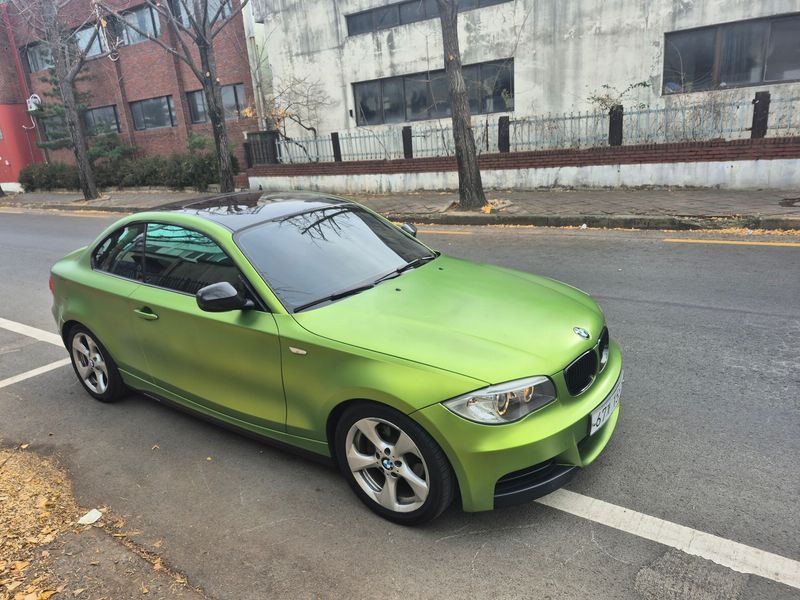 2012 BMW 1 Series 120d Coupe Sport photo 10