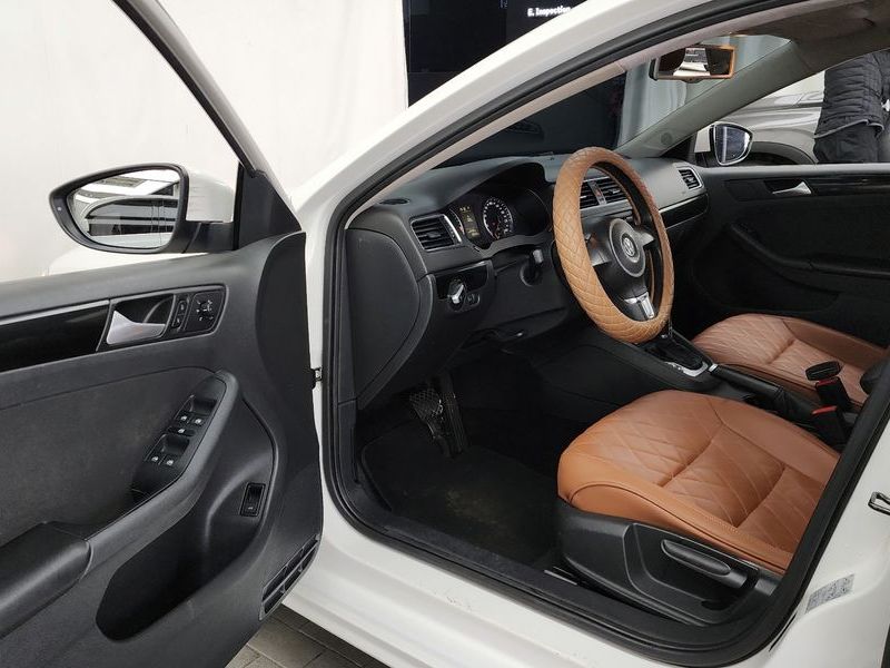 2014 Volkswagen Jetta 1.6 TDI Blue Motion 6th photo 10