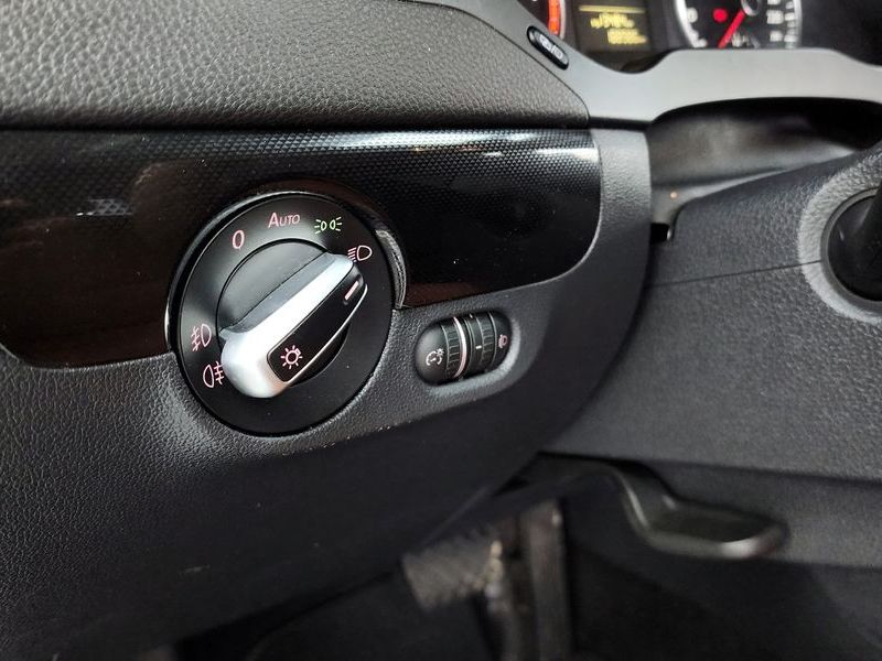 2014 Volkswagen Jetta 1.6 TDI Blue Motion 6th photo 17