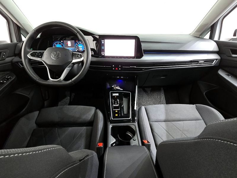 2024 Volkswagen Golf 2.0 TDI Prestige photo 7