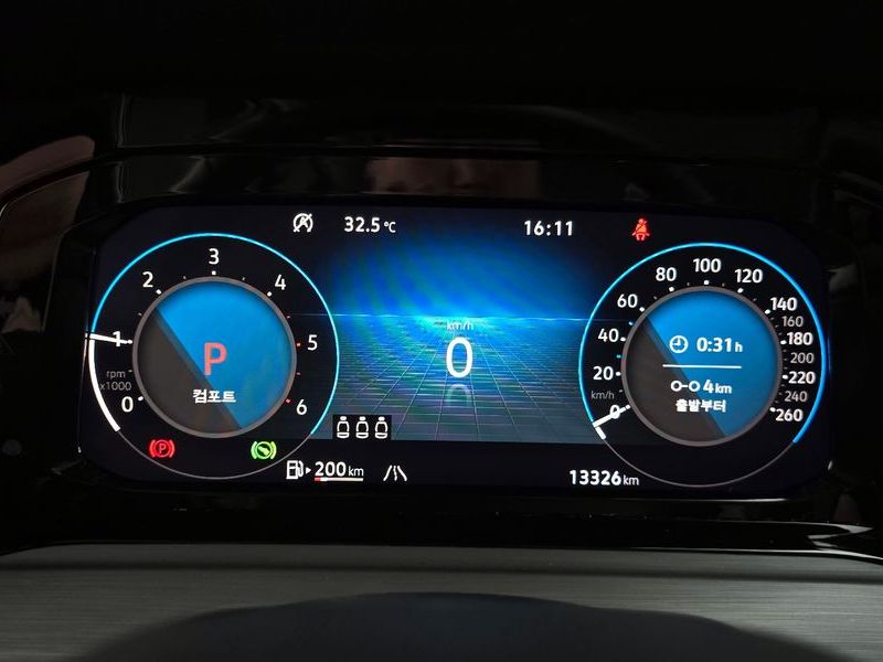2024 Volkswagen Golf 2.0 TDI Prestige photo 8
