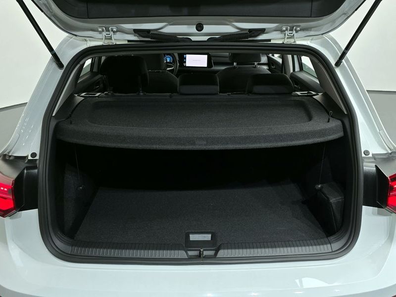 2024 Volkswagen Golf 2.0 TDI Prestige photo 18