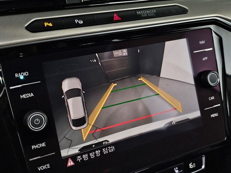 2019 Volkswagen Arteon 2.0 TDI Premium photo 16