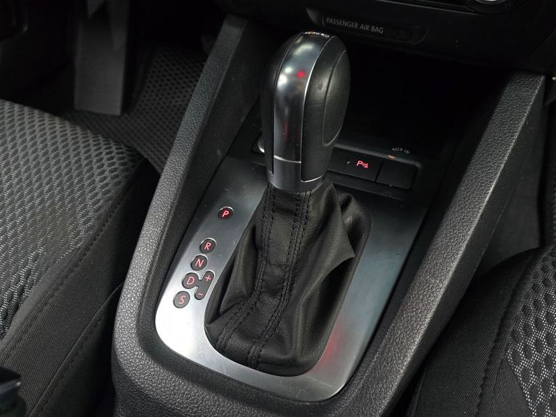 2012 Volkswagen Jetta 2.0 TDI 6th photo 9
