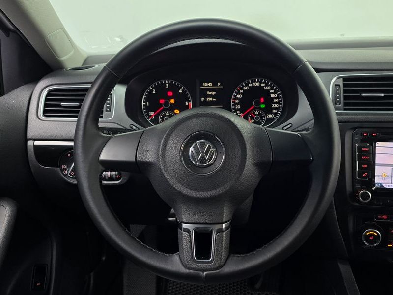 2012 Volkswagen Jetta 2.0 TDI 6th photo 13