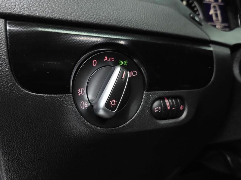 2012 Volkswagen Jetta 2.0 TDI 6th photo 14