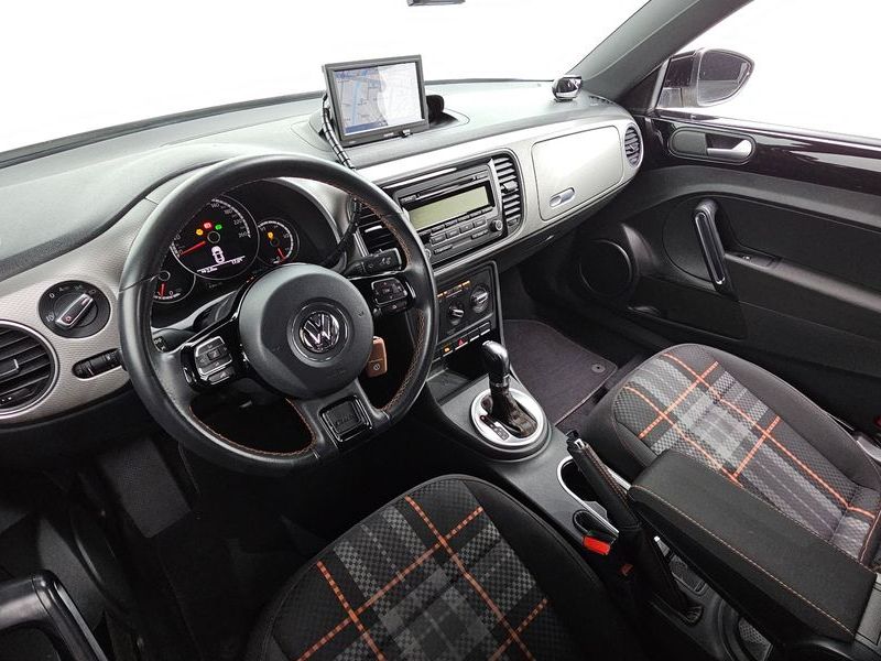 2015 Volkswagen Beetle 2.0 TDI Club Limited Edition photo 7