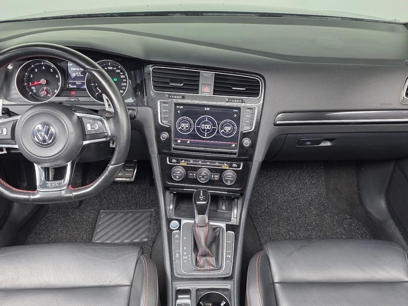 2016 Volkswagen Golf 2.0 GTI photo 7