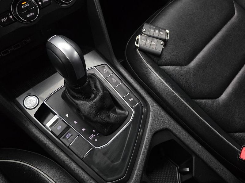 2020 Volkswagen Tiguan 2.0 TDI Premium photo 9