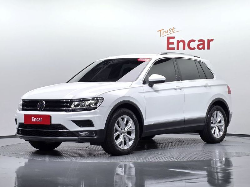2020 Volkswagen Tiguan 2.0 TDI Premium photo 11
