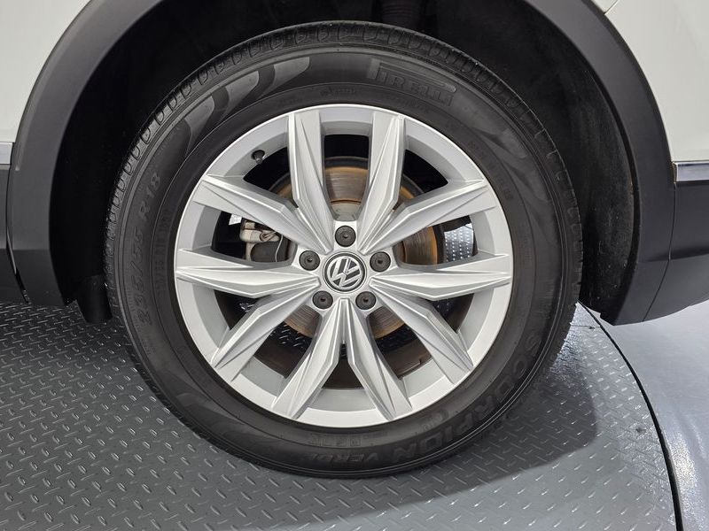 2020 Volkswagen Tiguan 2.0 TDI Premium photo 22