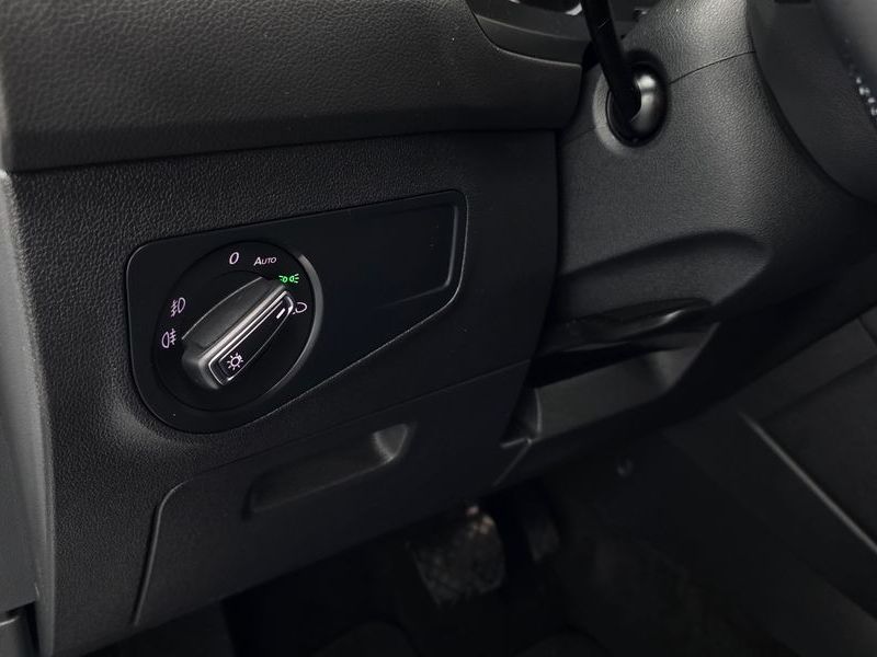 2020 Volkswagen Tiguan 2.0 TDI Premium photo 29