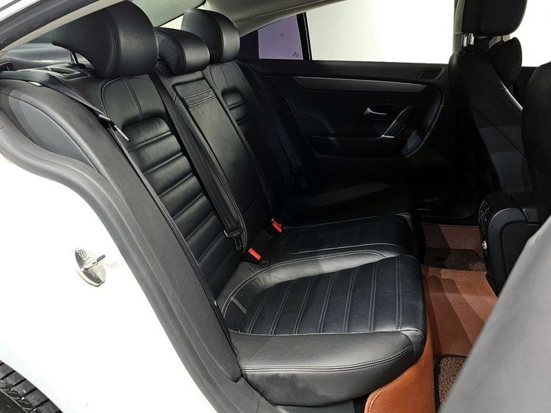 2015 Volkswagen New CC 2.0 TDI BlueMotion photo 11