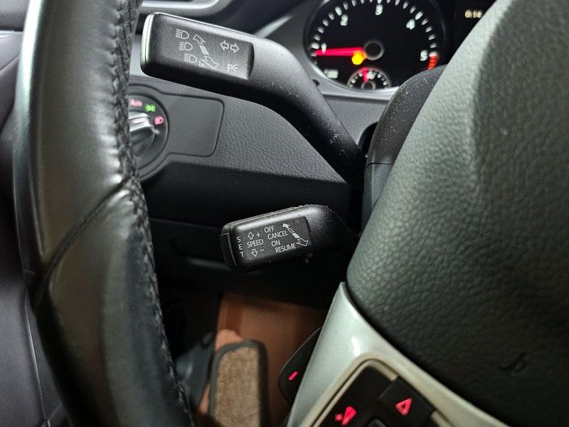 2015 Volkswagen New CC 2.0 TDI BlueMotion photo 17