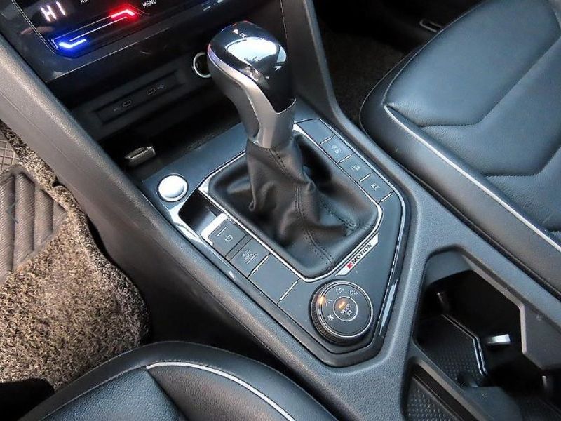 2021 Volkswagen Tiguan 2.0 TDI 4Motion Prestige photo 11