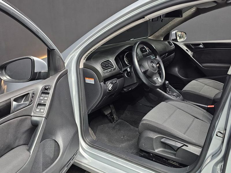 2012 Volkswagen Golf 2.0 TDI photo 10