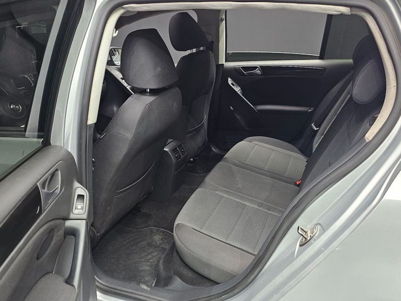 2012 Volkswagen Golf 2.0 TDI photo 12