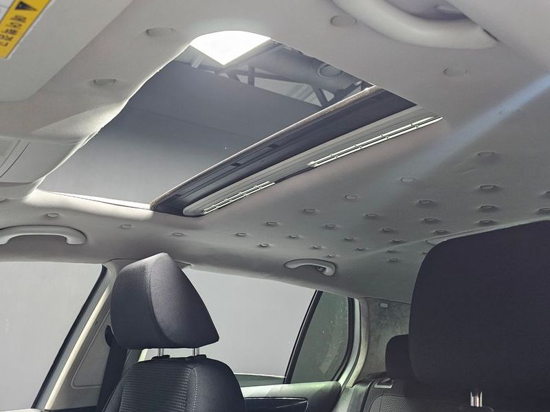 2012 Volkswagen Golf 2.0 TDI photo 17