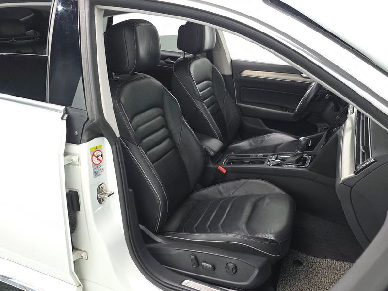 2019 Volkswagen Arteon 2.0 TDI Prestige photo 12