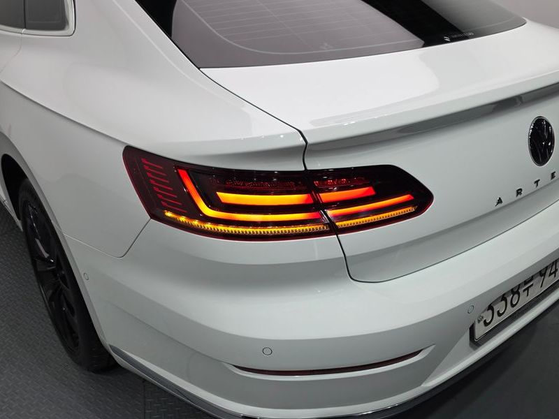 2019 Volkswagen Arteon 2.0 TDI Prestige photo 23
