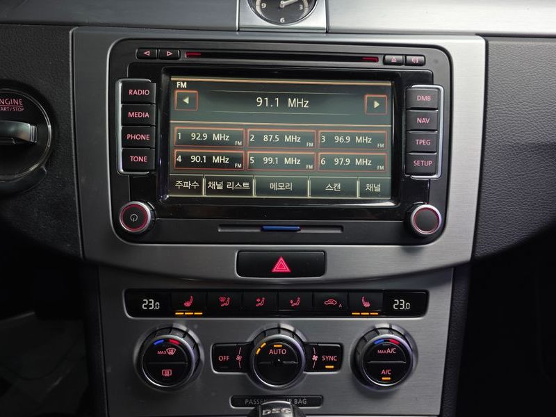 2013 Volkswagen New CC 2.0 TDI BlueMotion 4MOTION photo 13