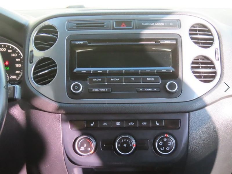 2016 Volkswagen Tiguan 2.0 TDI Comfort 5N photo 9