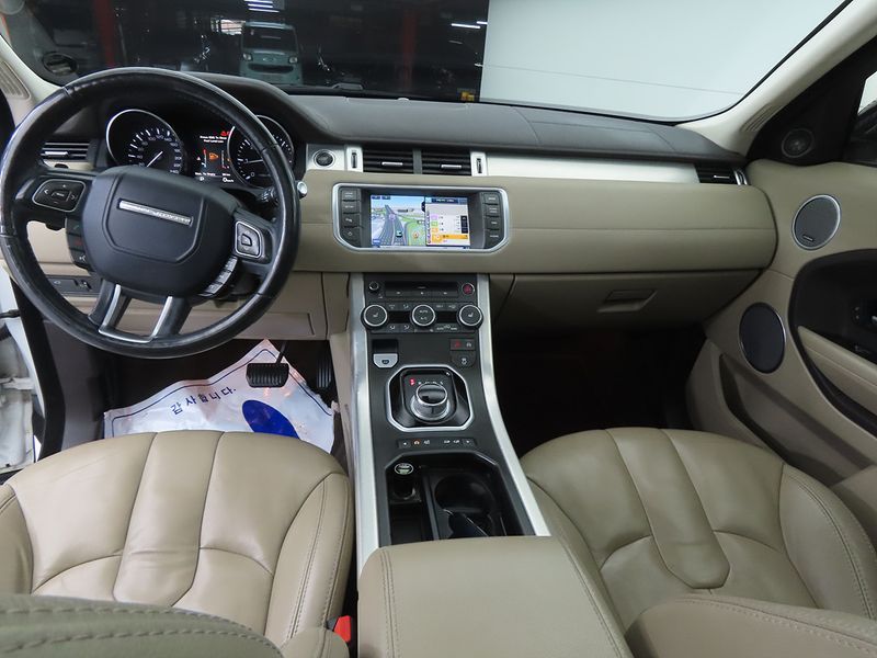 2014 Land Rover Range Rover Evoque 2.2 SD4 Pure photo 7