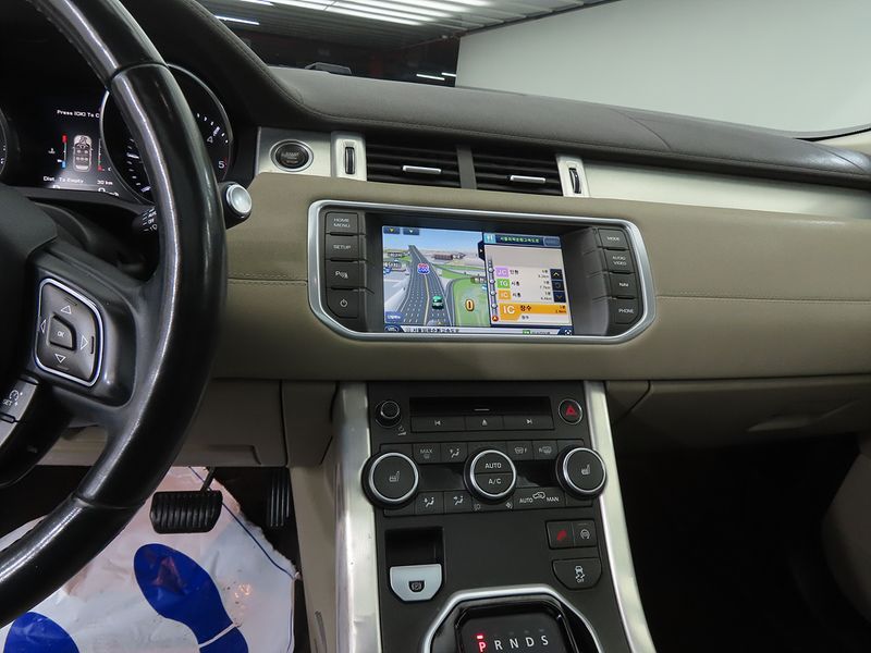 2014 Land Rover Range Rover Evoque 2.2 SD4 Pure photo 10
